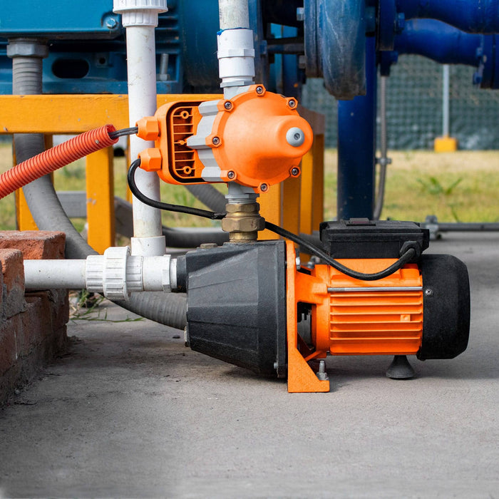 Bomba presurizadora jet hierro 1 HP con control, Truper 19397 PRES-1