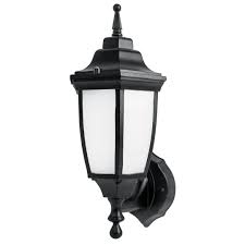 Arbotante de LED 8 W tipo farol soportado negro, Volteck 46341