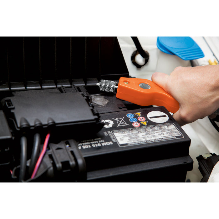 Cepillo limpiador de terminales de baterías, 4 en 1, Truper 17110 CEAL-4